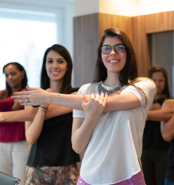 E labore | Ginástica Laboral, Quick Massage e Laudo Ergonômico em Campinas E labore | Ginástica Laboral, Quick Massage e Laudo Ergonômico em Campinas